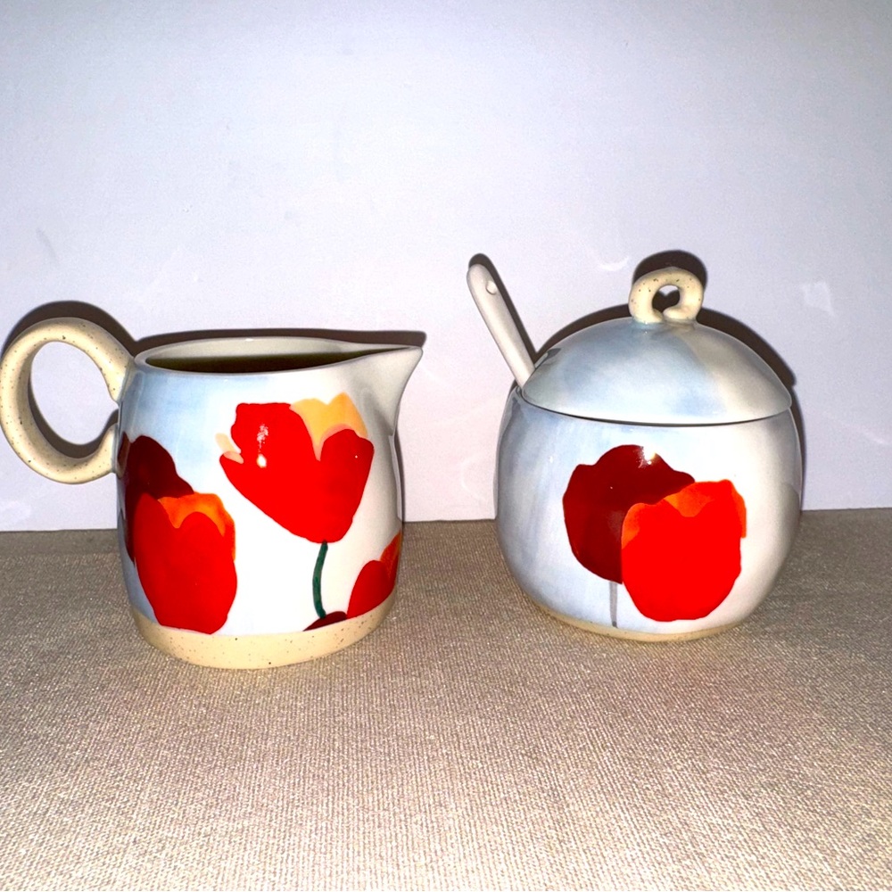 Anthropologie Tulip Creamer & Sugar Bowl Flowers Floral Modern Red W/spoon NEW